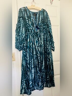 Johnny Was Tropical Twilight Teal Leaf-Print Maxi Dress With Slip Size Medium